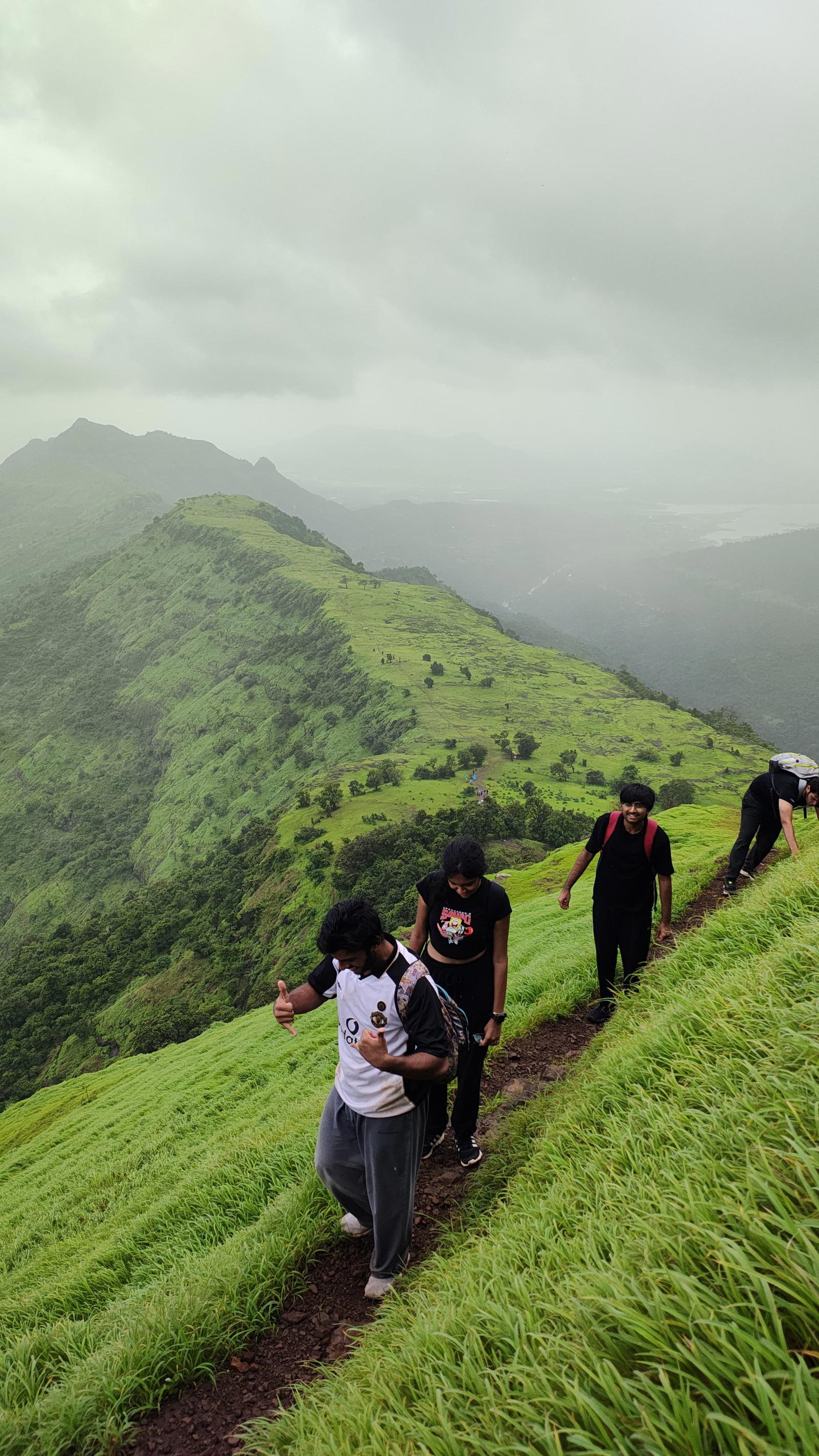 Garbett Plateau Monsoon Trek | Garbett Point Trek - Tour