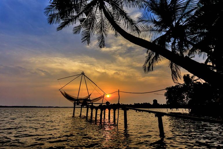 Experience the Best Beaches of Kerala